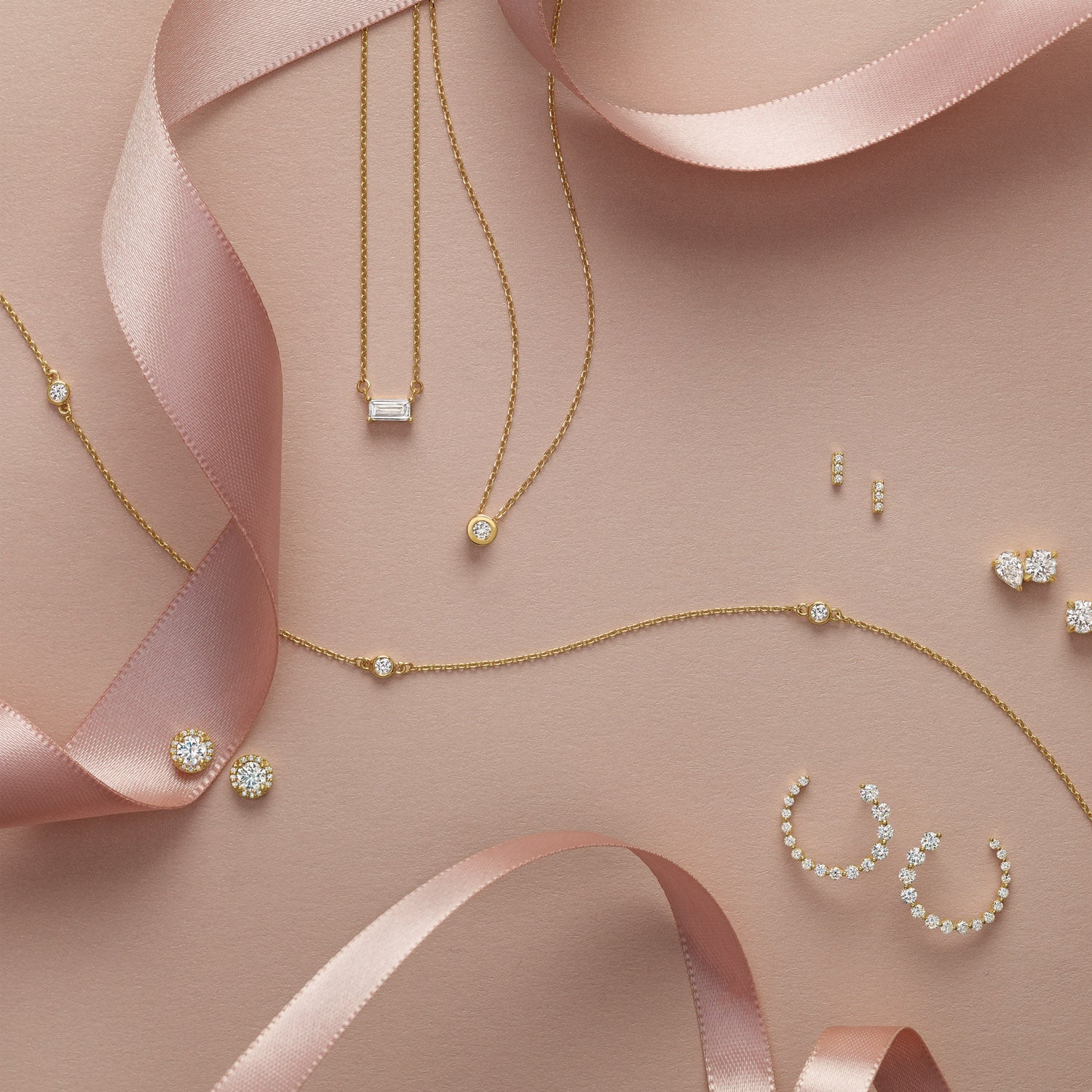 Diamonds and gifts for Mother's Day from CD Clark Diamonds