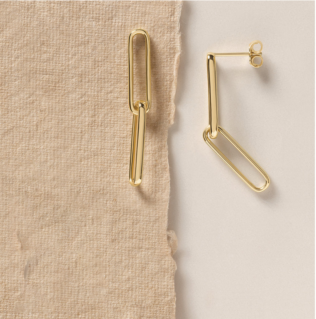 Gold Paperclip-Style Earrings - 14K