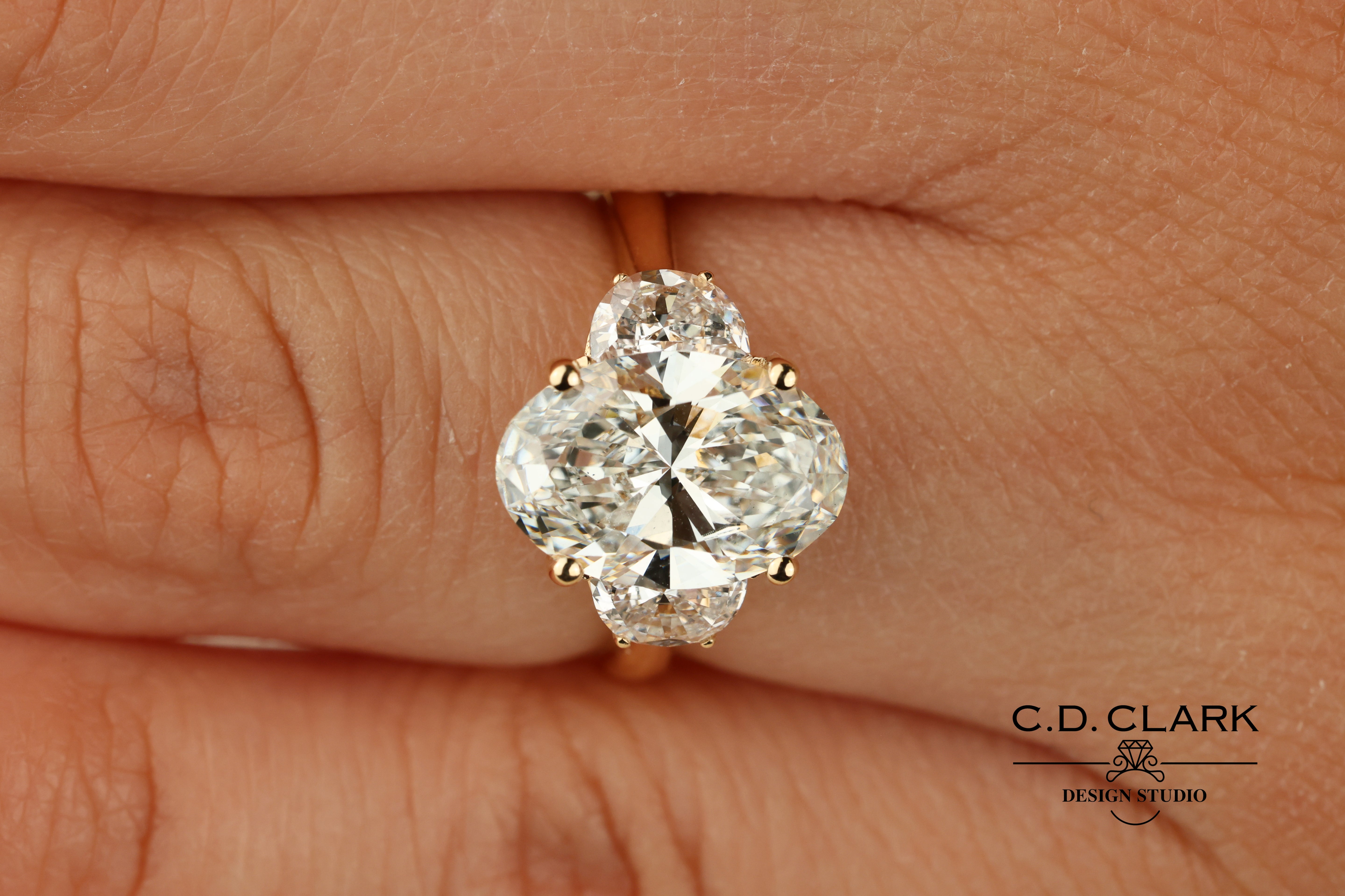 Stunning Oval Engagement Ring