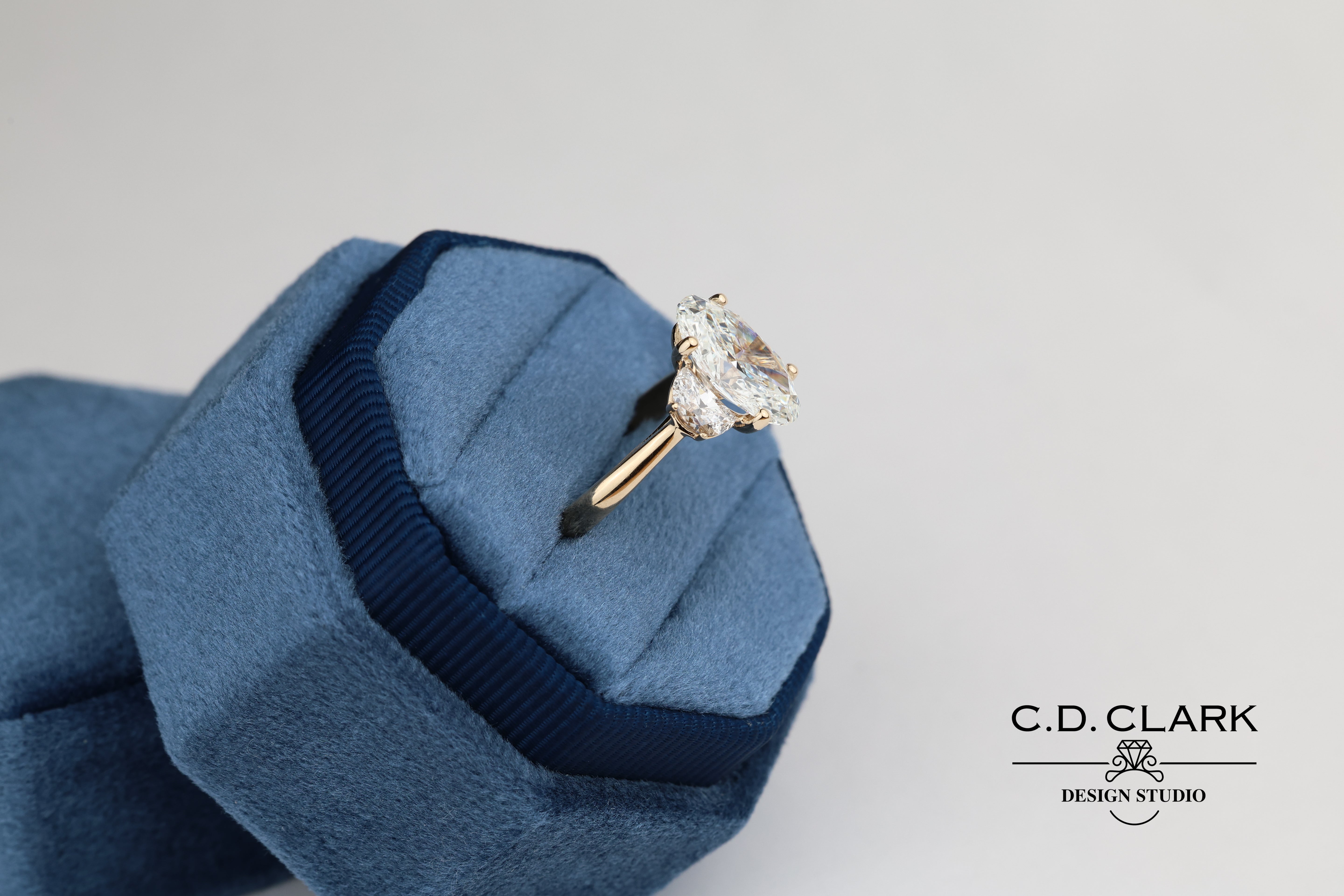 Stunning Oval Engagement Ring