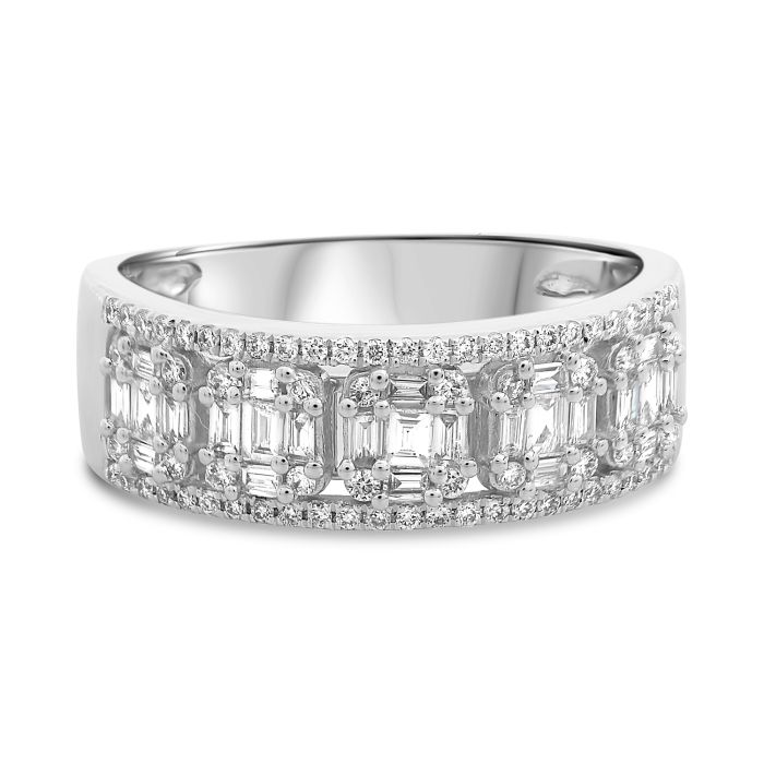 White gold ring adorned with baguette and round diamonds