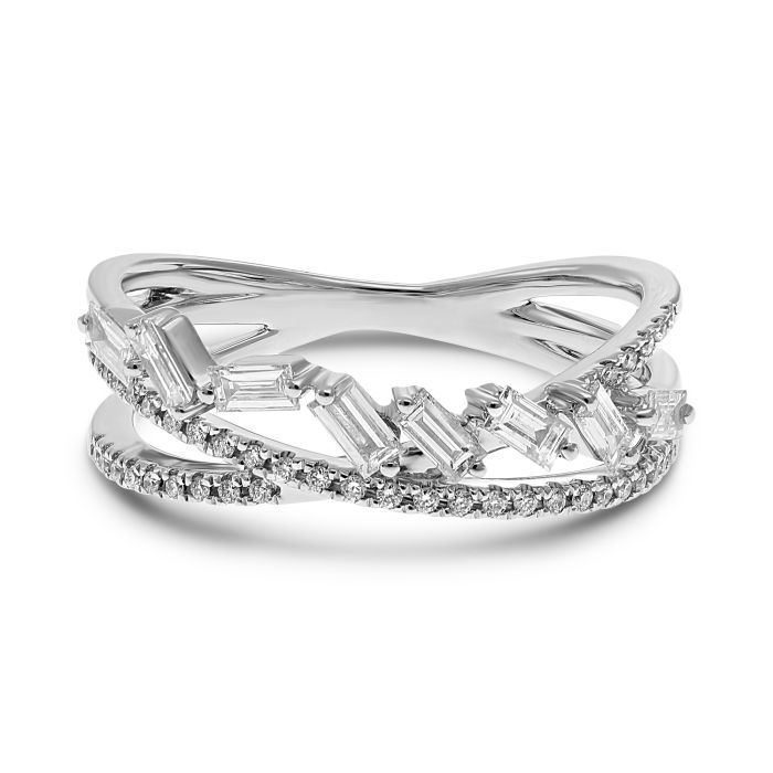 White gold criss-cross ring embellished with baguette diamonds