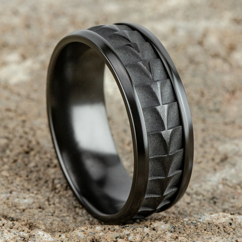 The Dundee - Black Titanium