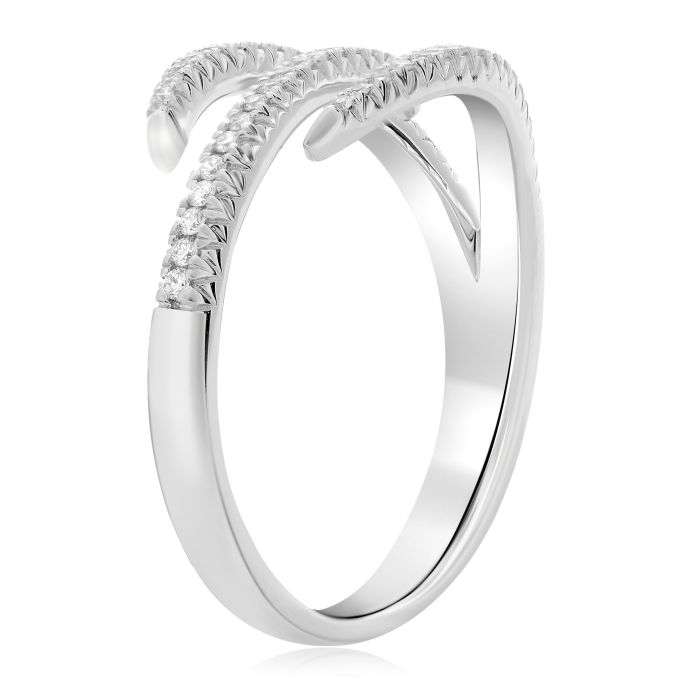 Staggered Diamond Ring